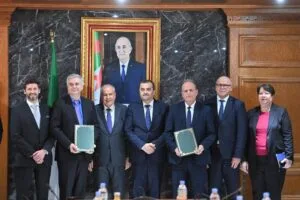 Sonatrach – Chevron: signature d’un accord pour l’évaluation des ressources énergitiques maritimes