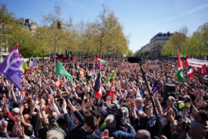 Rassemblement place de la République ( CD photo La France Insoumise )